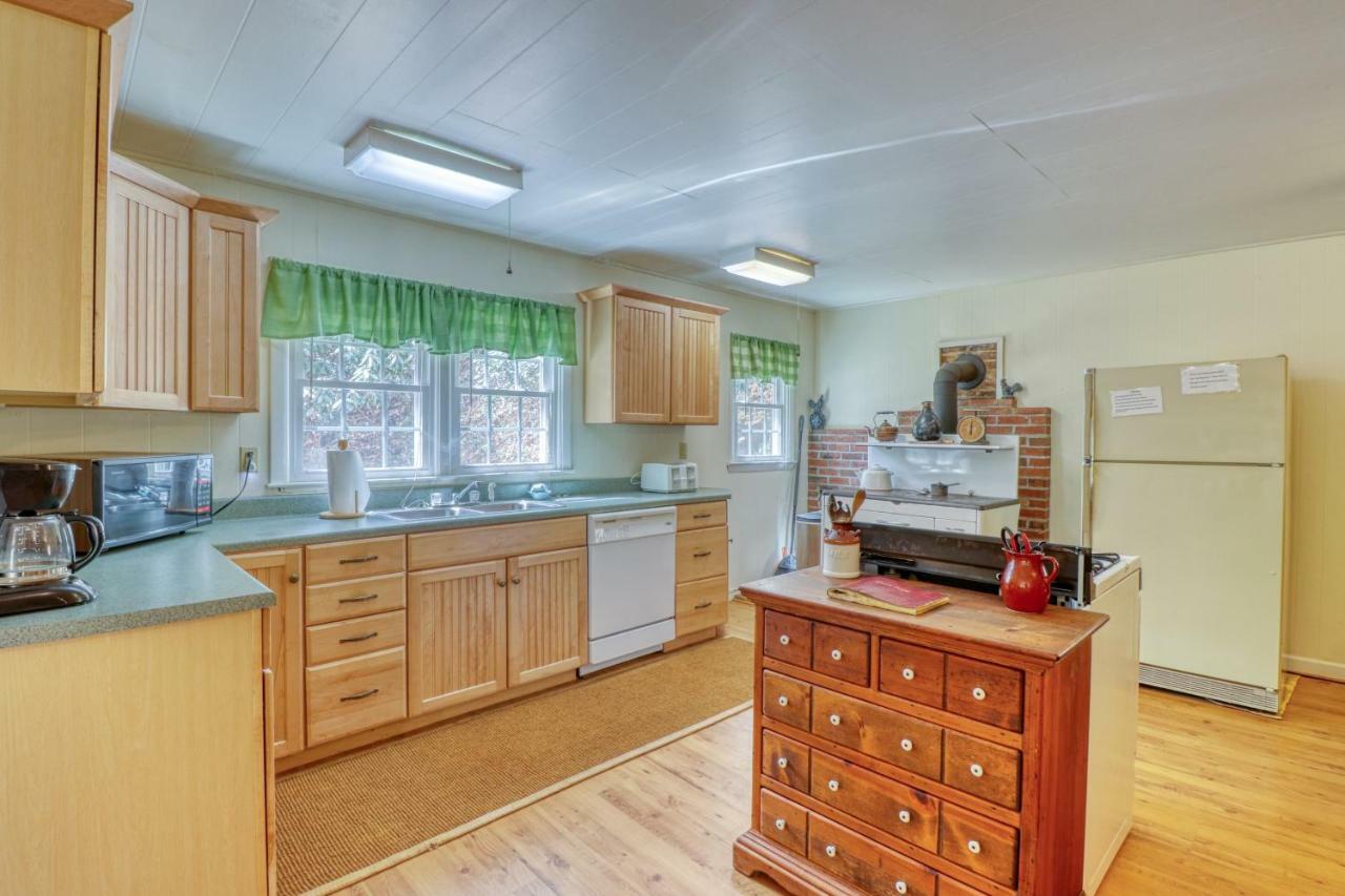 1 Bed 1 Bath Vacation Home In Sylva Buitenkant foto