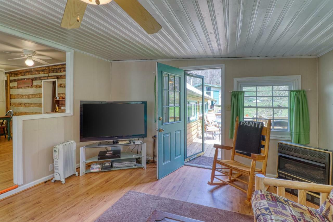 1 Bed 1 Bath Vacation Home In Sylva Buitenkant foto