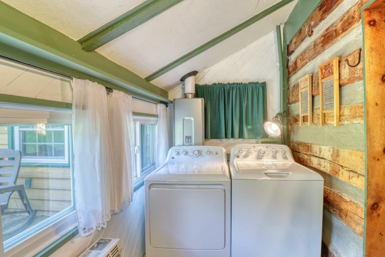 1 Bed 1 Bath Vacation Home In Sylva Buitenkant foto