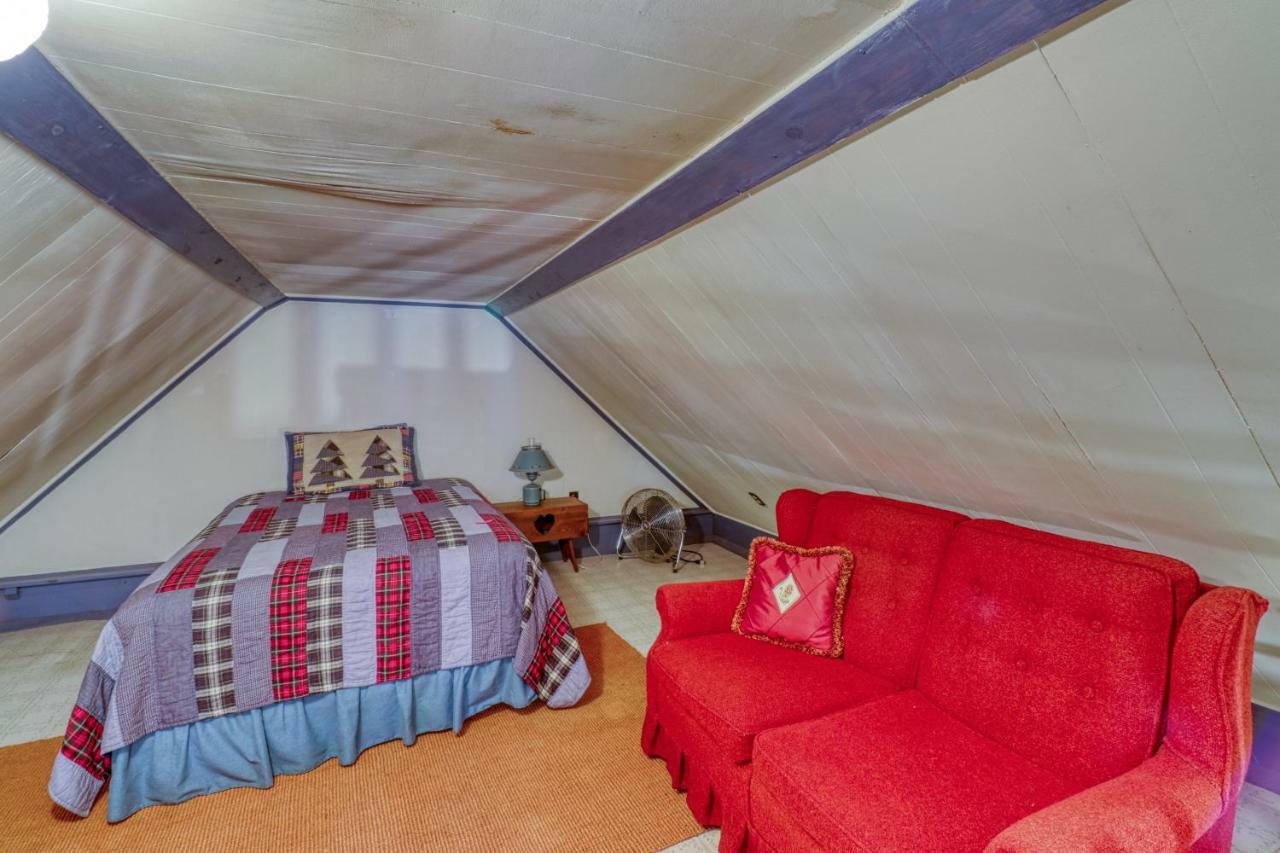 1 Bed 1 Bath Vacation Home In Sylva Buitenkant foto