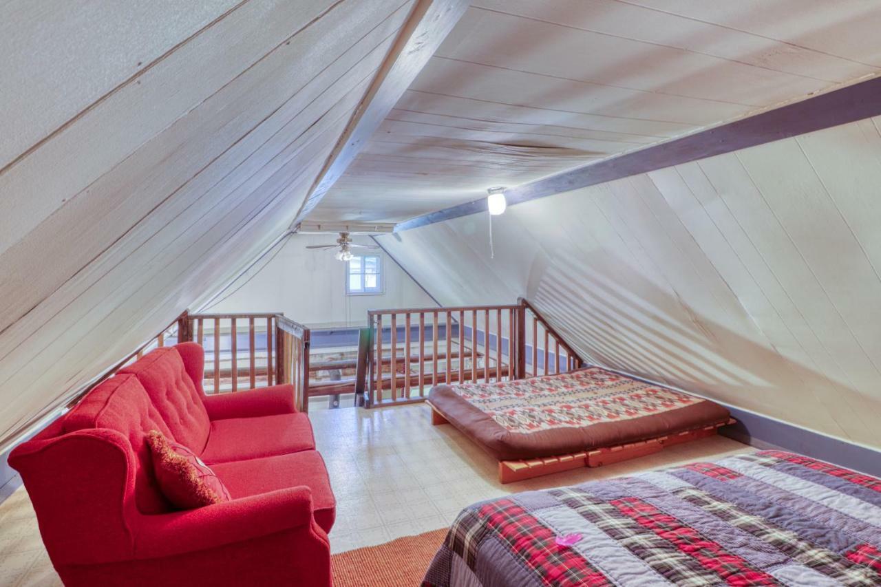 1 Bed 1 Bath Vacation Home In Sylva Buitenkant foto