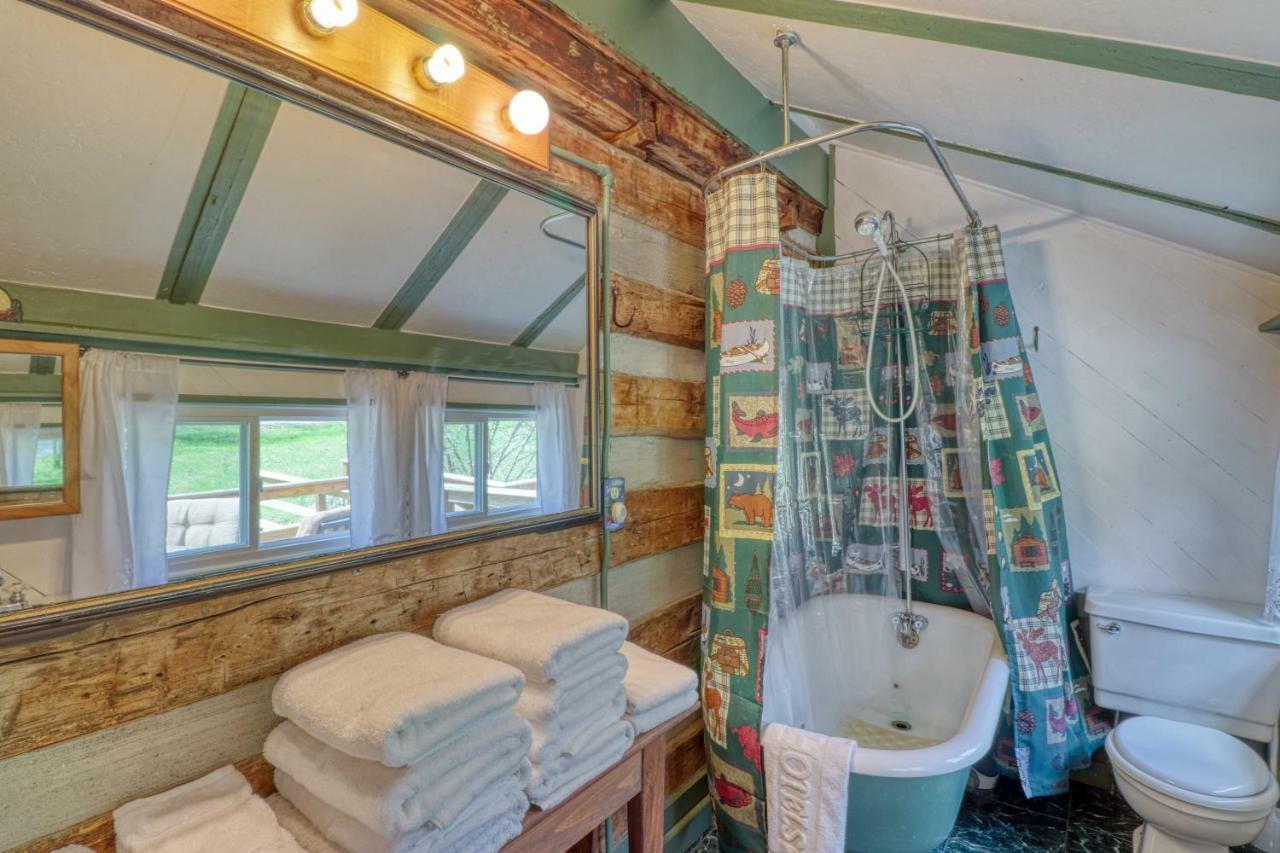 1 Bed 1 Bath Vacation Home In Sylva Buitenkant foto