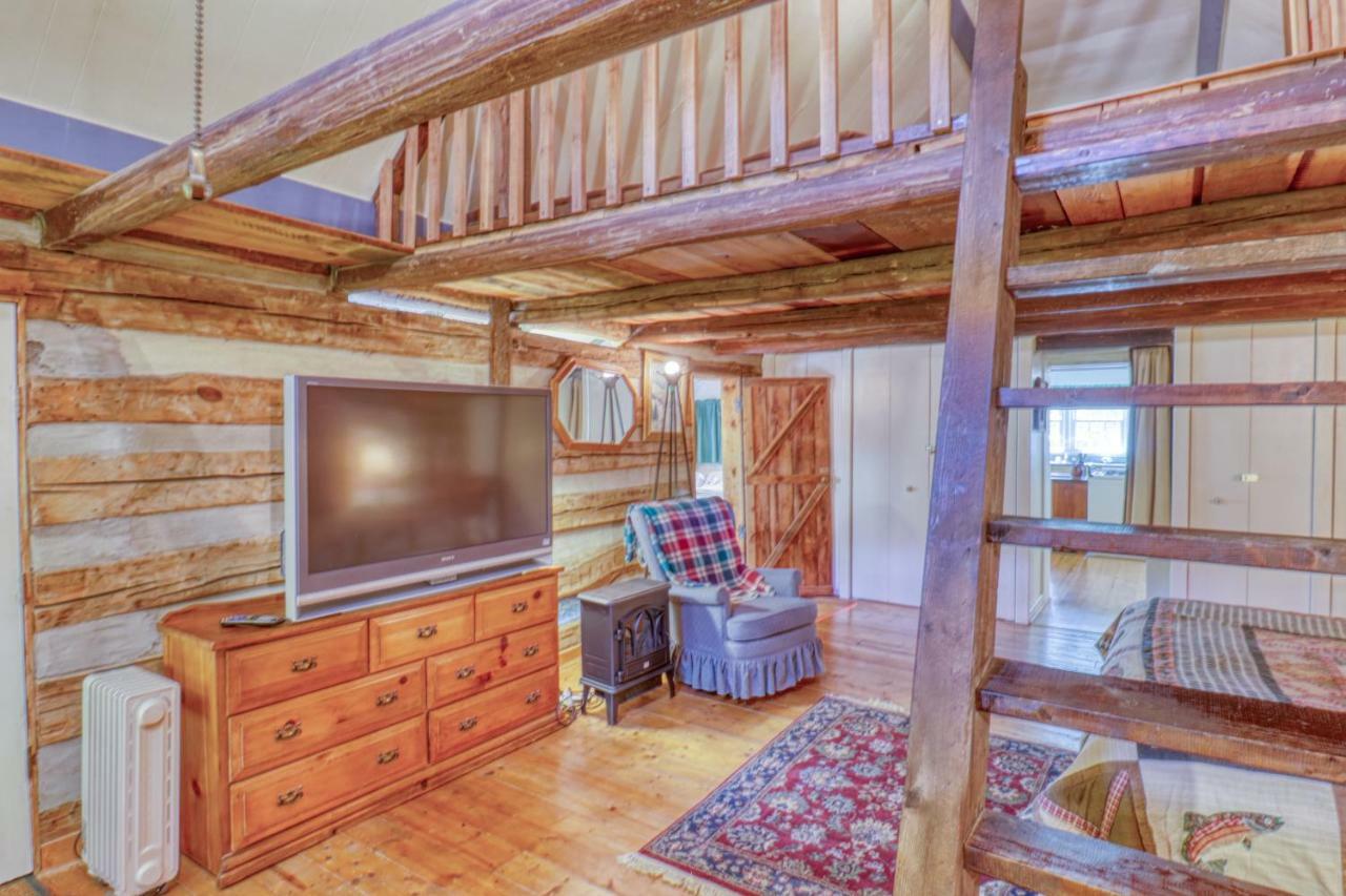 1 Bed 1 Bath Vacation Home In Sylva Buitenkant foto